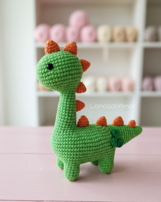 Estegosaurio "Pequeño Gigante"